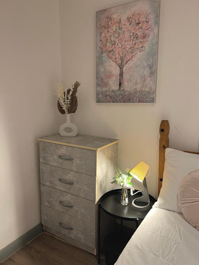 3 Bedroom Flat In King'S Cross, St Pancras'S. 8 People ลอนดอน ภายนอก รูปภาพ